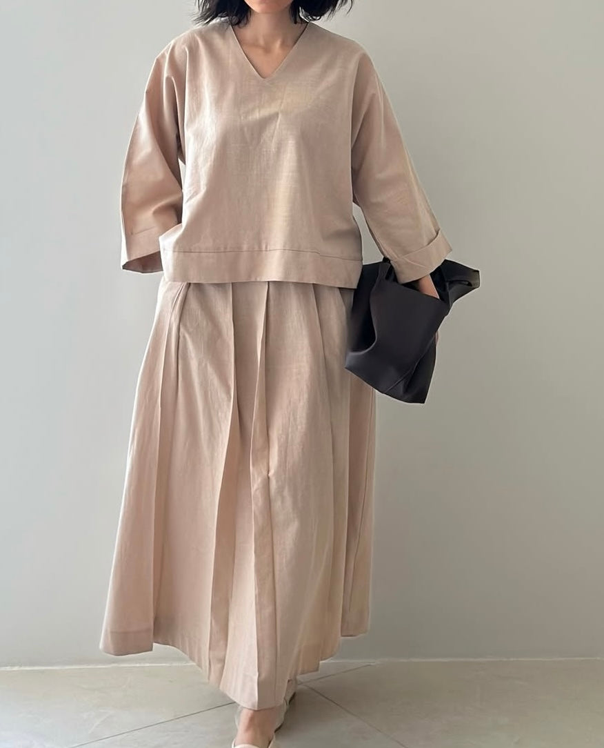 Linen blend V neck skirt set