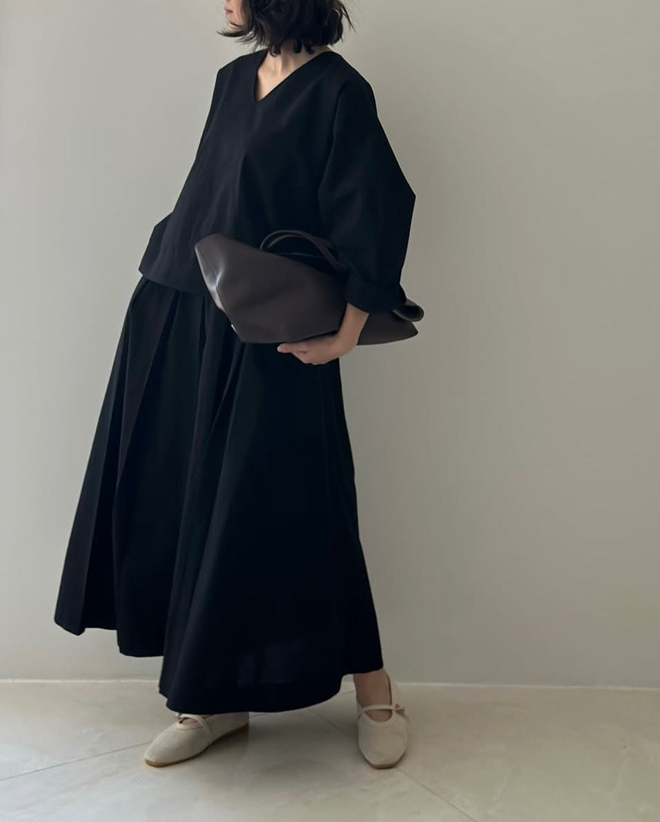 Linen blend V neck skirt set