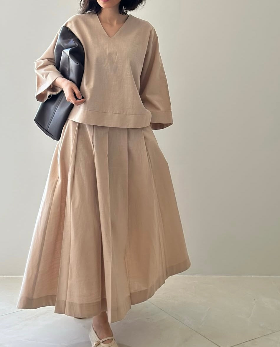 Linen blend V neck skirt set